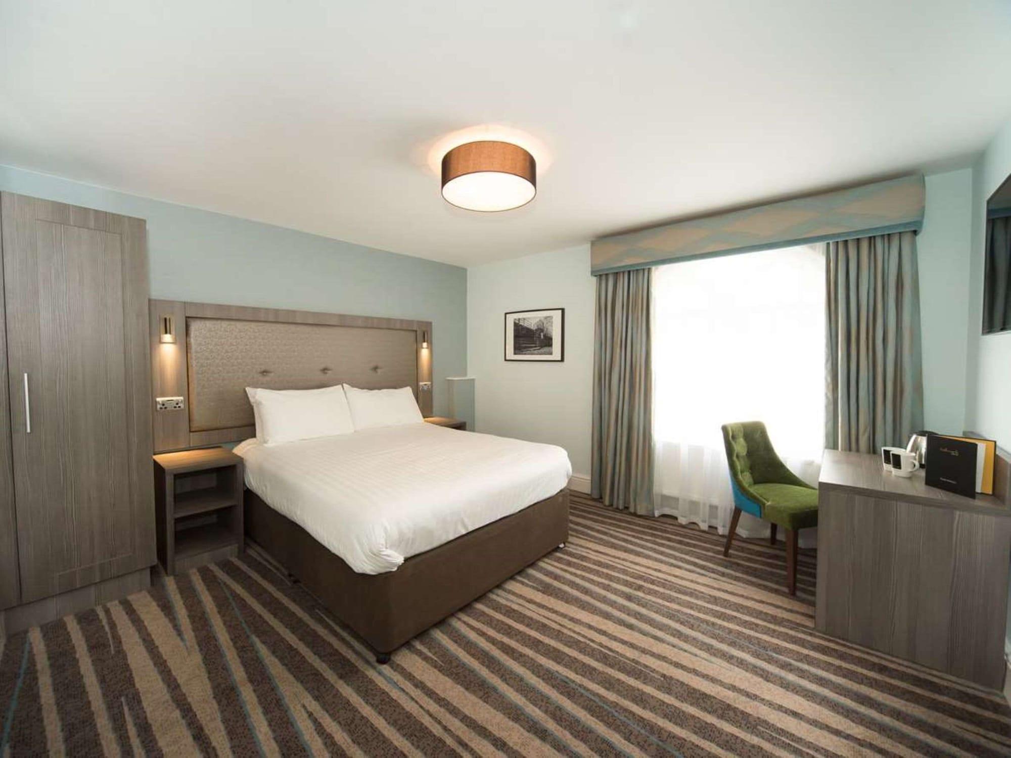 Wrexham Llyndir Hall Hotel, BW Signature Collection Chester Eksteriør bilde