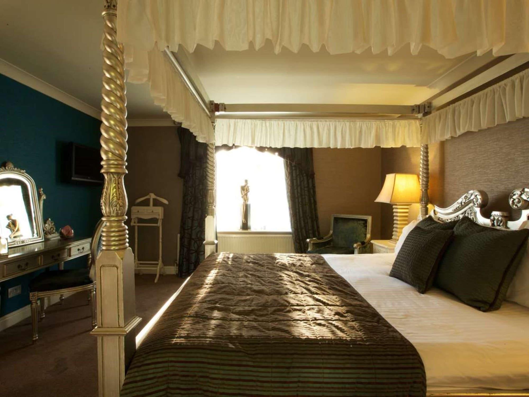 Wrexham Llyndir Hall Hotel, BW Signature Collection Chester Eksteriør bilde